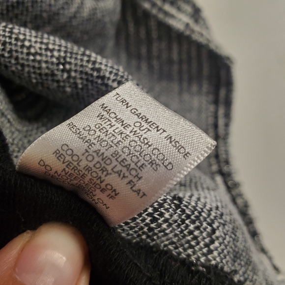 CJ Banks Womens Beaded Pullover Sweater Blouse Plus Size 1X Black and White - Picture 9 of 10